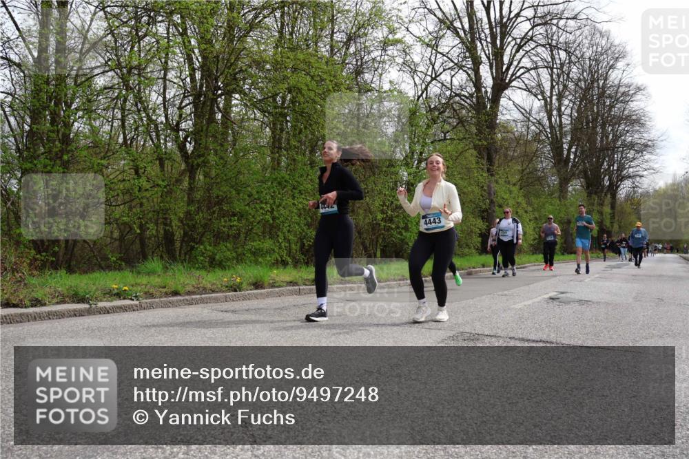 12.04.2026 - 45. Internationalen Wilhelmsburger Insellauf Yannick Fuchs http://msf.ph/oto/9497248 12.04.2026 13:09:10 Laufen 4443 meine-sportfotos.de