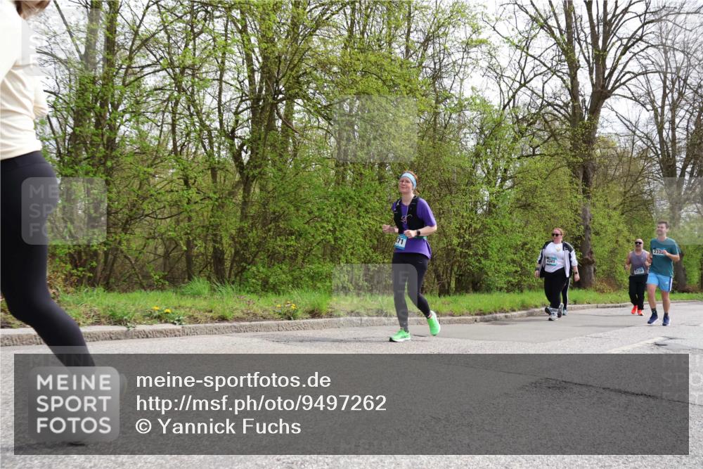 12.04.2026 - 45. Internationalen Wilhelmsburger Insellauf Yannick Fuchs http://msf.ph/oto/9497262 12.04.2026 13:09:11 Laufen 2332, 71, 4341 meine-sportfotos.de