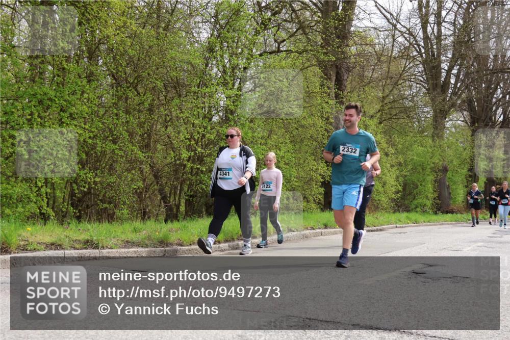 12.04.2026 - 45. Internationalen Wilhelmsburger Insellauf Yannick Fuchs http://msf.ph/oto/9497273 12.04.2026 13:09:13 Laufen 4341, 5122, 2332, 3667 meine-sportfotos.de