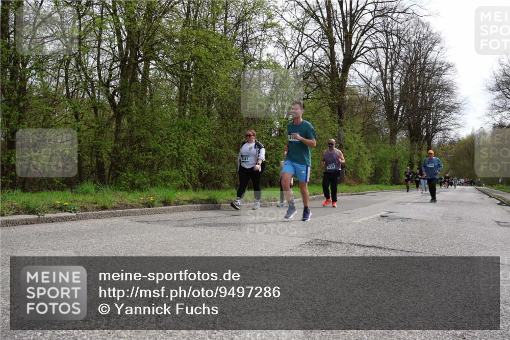 12.04.2026 - 45. Internationalen Wilhelmsburger Insellauf Yannick Fuchs http://msf.ph/oto/9497286 12.04.2026 13:09:14 Laufen 4341, 233, 3739, 2290 meine-sportfotos.de
