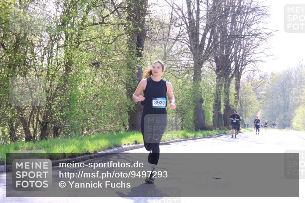 12.04.2026 - 45. Internationalen Wilhelmsburger Insellauf Yannick Fuchs http://msf.ph/oto/9497293 12.04.2026 10:54:31 Laufen 3920 meine-sportfotos.de