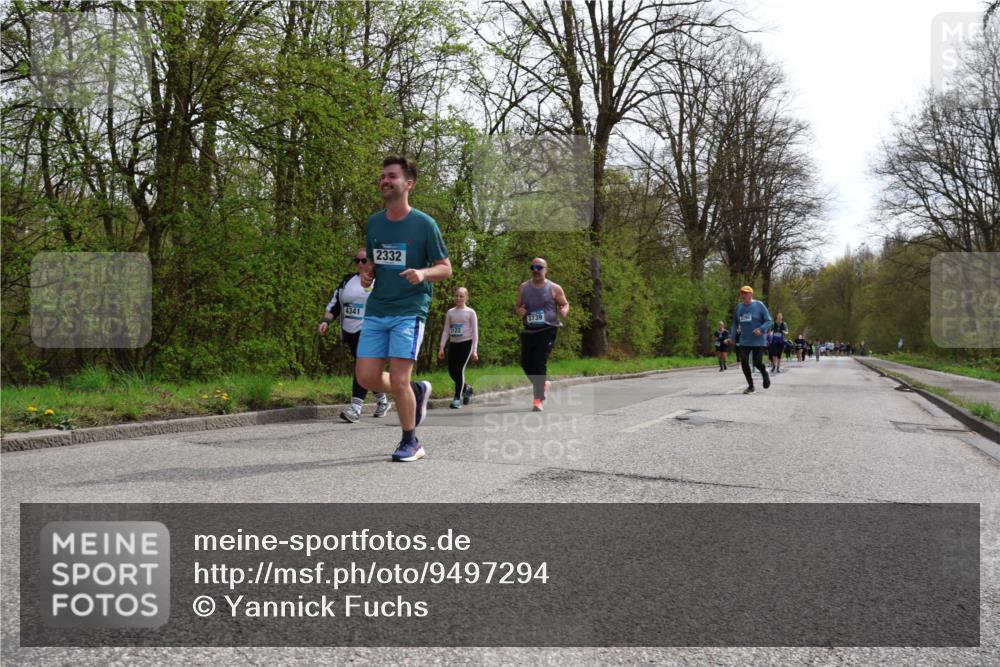 12.04.2026 - 45. Internationalen Wilhelmsburger Insellauf Yannick Fuchs http://msf.ph/oto/9497294 12.04.2026 13:09:14 Laufen 2332, 4341, 5122, 3739 meine-sportfotos.de