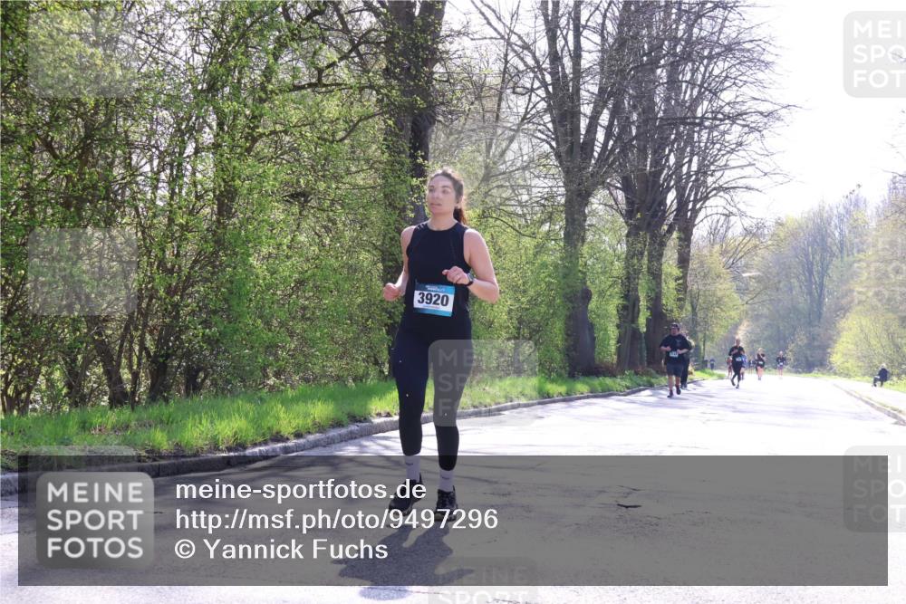 12.04.2026 - 45. Internationalen Wilhelmsburger Insellauf Yannick Fuchs http://msf.ph/oto/9497296 12.04.2026 10:54:31 Laufen 3920 meine-sportfotos.de