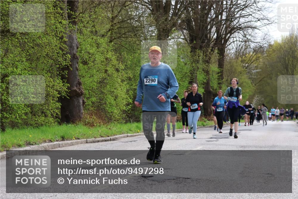 12.04.2026 - 45. Internationalen Wilhelmsburger Insellauf Yannick Fuchs http://msf.ph/oto/9497298 12.04.2026 13:09:16 Laufen 2290, 4708, 3667, 5505, 2153 meine-sportfotos.de