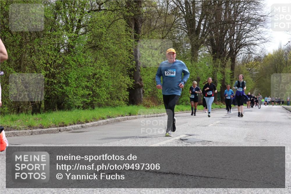 12.04.2026 - 45. Internationalen Wilhelmsburger Insellauf Yannick Fuchs http://msf.ph/oto/9497306 12.04.2026 13:09:16 Laufen 2290, 1336, 3667, 2153 meine-sportfotos.de