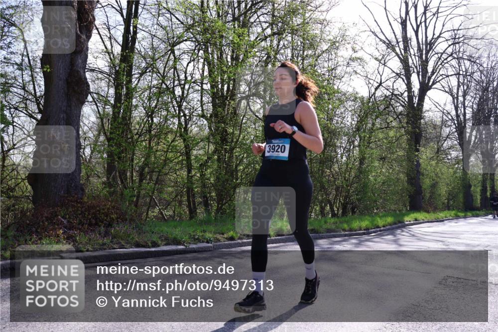 12.04.2026 - 45. Internationalen Wilhelmsburger Insellauf Yannick Fuchs http://msf.ph/oto/9497313 12.04.2026 10:54:33 Laufen 3920 meine-sportfotos.de