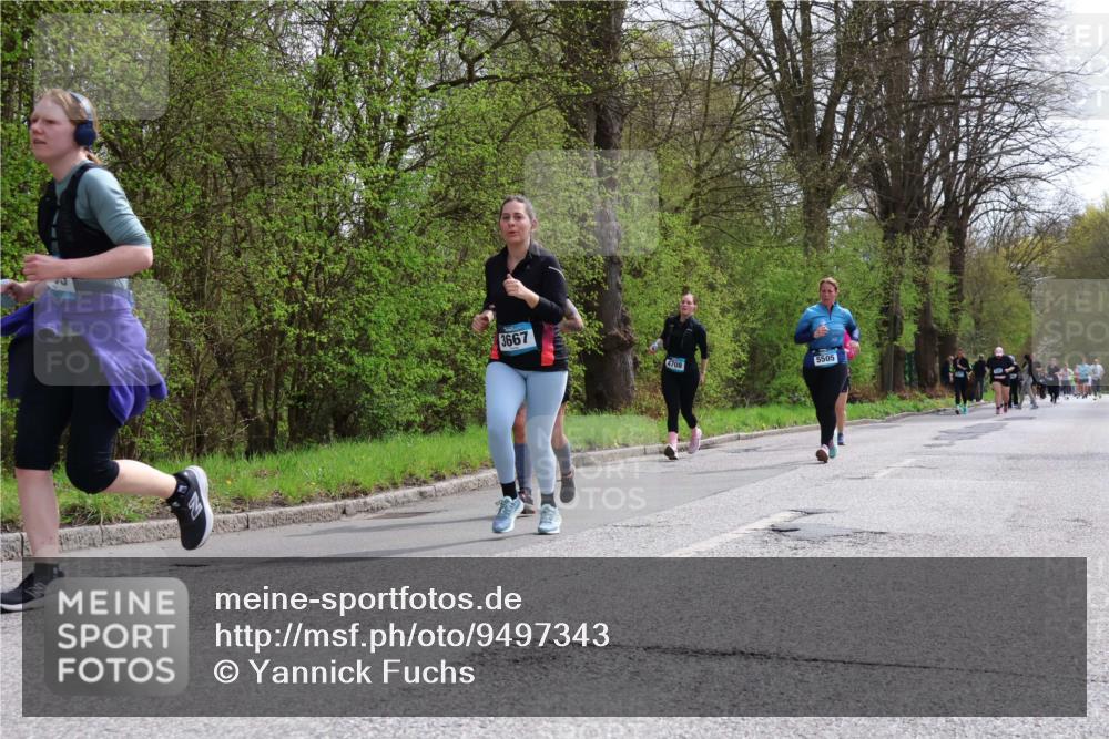 12.04.2026 - 45. Internationalen Wilhelmsburger Insellauf Yannick Fuchs http://msf.ph/oto/9497343 12.04.2026 13:09:21 Laufen 3667, 4708, 5505 meine-sportfotos.de
