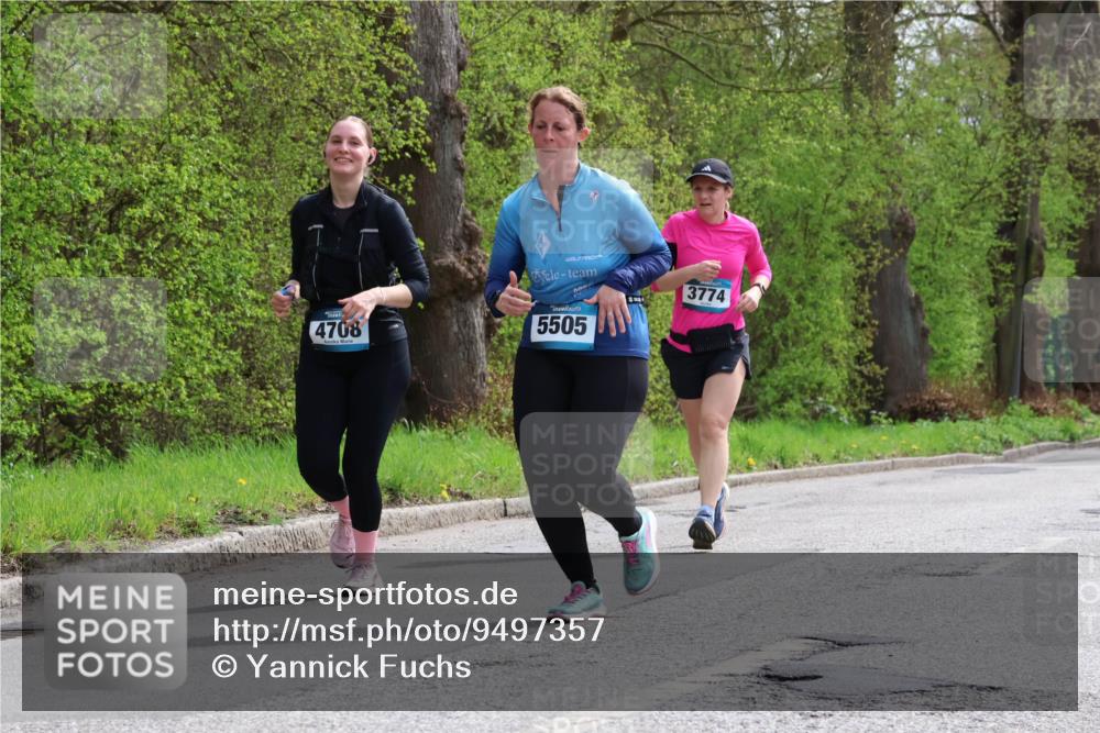 12.04.2026 - 45. Internationalen Wilhelmsburger Insellauf Yannick Fuchs http://msf.ph/oto/9497357 12.04.2026 13:09:23 Laufen 4708, 5505, 3774 meine-sportfotos.de