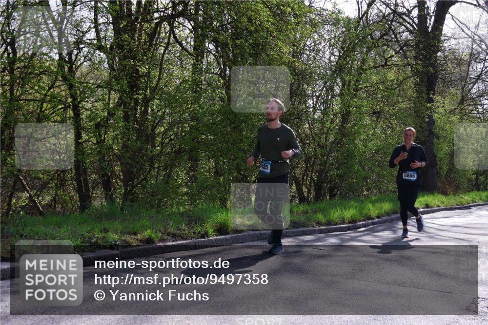 12.04.2026 - 45. Internationalen Wilhelmsburger Insellauf Yannick Fuchs http://msf.ph/oto/9497358 12.04.2026 10:54:48 Laufen 4485, 5806 meine-sportfotos.de