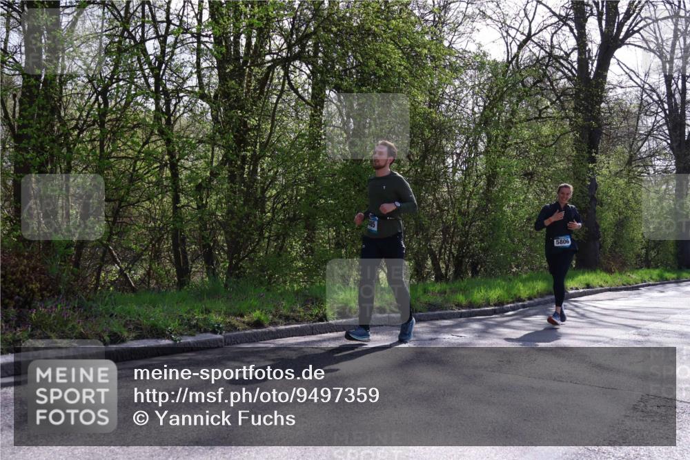 12.04.2026 - 45. Internationalen Wilhelmsburger Insellauf Yannick Fuchs http://msf.ph/oto/9497359 12.04.2026 10:54:48 Laufen 5806 meine-sportfotos.de