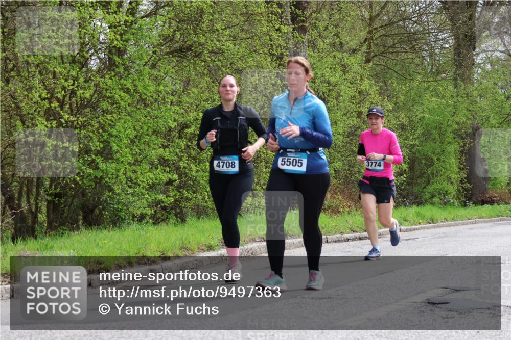 12.04.2026 - 45. Internationalen Wilhelmsburger Insellauf Yannick Fuchs http://msf.ph/oto/9497363 12.04.2026 13:09:23 Laufen 4708, 5505, 3774 meine-sportfotos.de