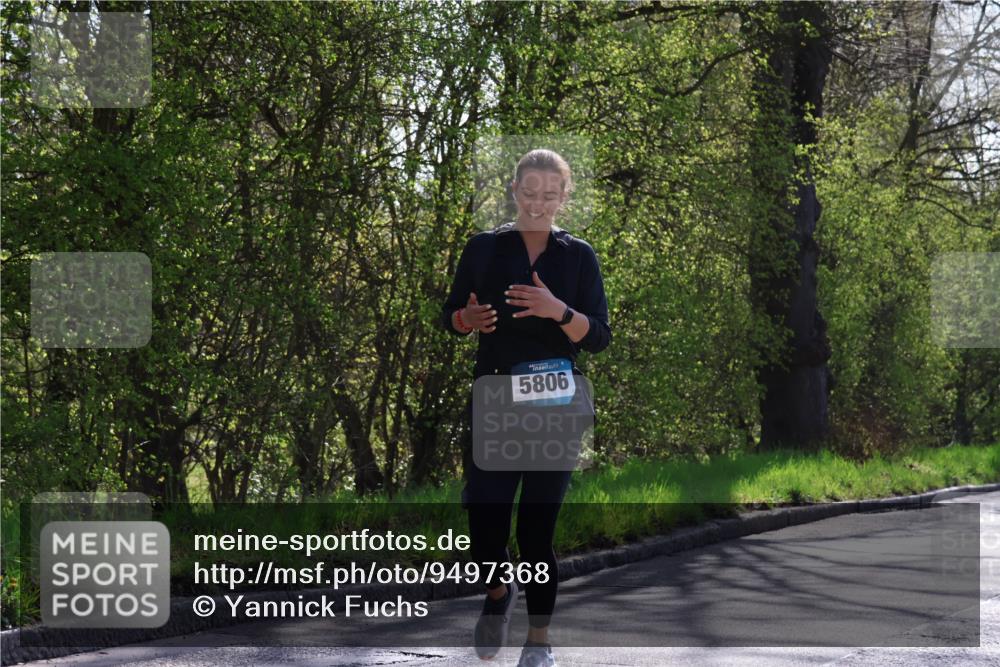 12.04.2026 - 45. Internationalen Wilhelmsburger Insellauf Yannick Fuchs http://msf.ph/oto/9497368 12.04.2026 10:54:49 Laufen 5806 meine-sportfotos.de