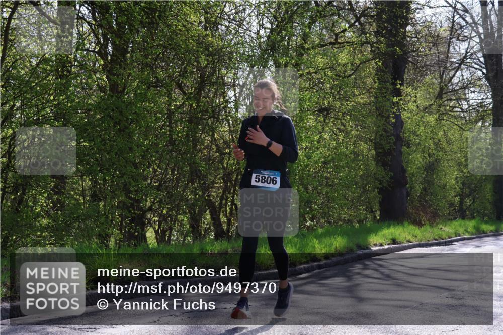 12.04.2026 - 45. Internationalen Wilhelmsburger Insellauf Yannick Fuchs http://msf.ph/oto/9497370 12.04.2026 10:54:49 Laufen 5806 meine-sportfotos.de