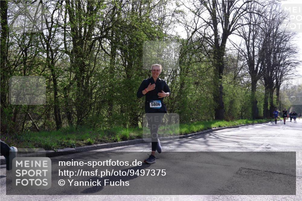 12.04.2026 - 45. Internationalen Wilhelmsburger Insellauf Yannick Fuchs http://msf.ph/oto/9497375 12.04.2026 10:54:50 Laufen 5806 meine-sportfotos.de