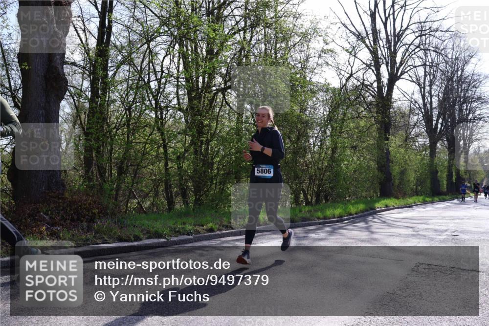 12.04.2026 - 45. Internationalen Wilhelmsburger Insellauf Yannick Fuchs http://msf.ph/oto/9497379 12.04.2026 10:54:50 Laufen 5806 meine-sportfotos.de