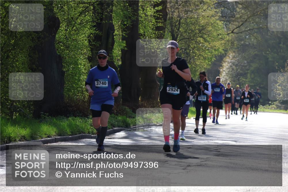 12.04.2026 - 45. Internationalen Wilhelmsburger Insellauf Yannick Fuchs http://msf.ph/oto/9497396 12.04.2026 10:54:53 Laufen 3740, 2924, 3333, 4977, 4949 meine-sportfotos.de
