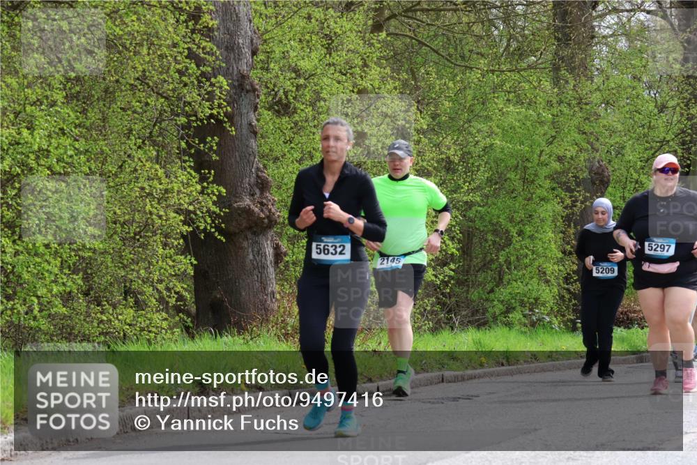 12.04.2026 - 45. Internationalen Wilhelmsburger Insellauf Yannick Fuchs http://msf.ph/oto/9497416 12.04.2026 13:09:34 Laufen 5632, 2145, 5209, 5297 meine-sportfotos.de