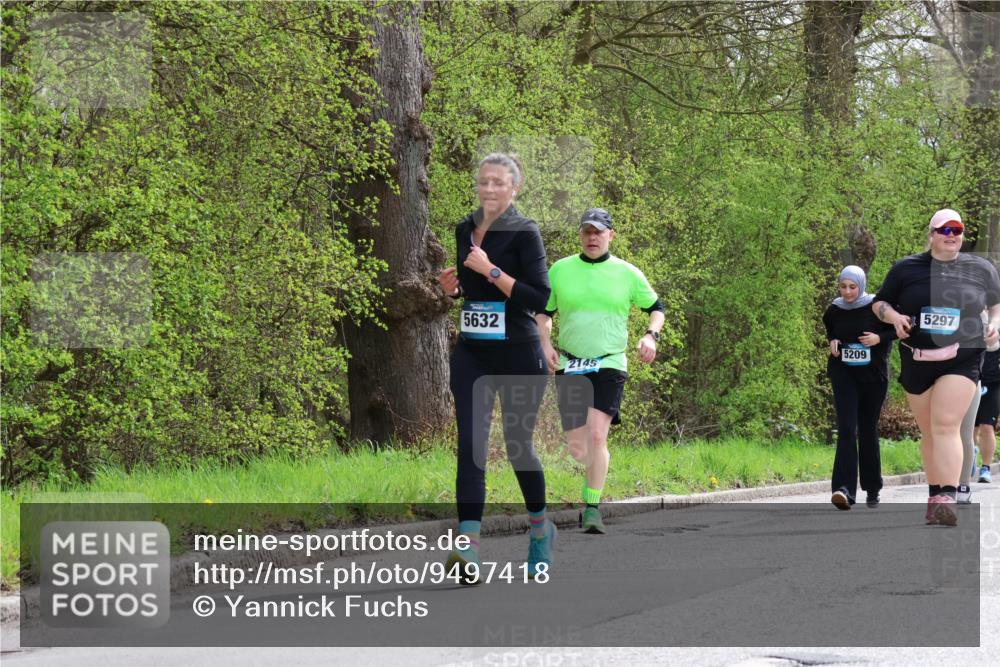 12.04.2026 - 45. Internationalen Wilhelmsburger Insellauf Yannick Fuchs http://msf.ph/oto/9497418 12.04.2026 13:09:34 Laufen 5632, 2145, 5209, 5297 meine-sportfotos.de