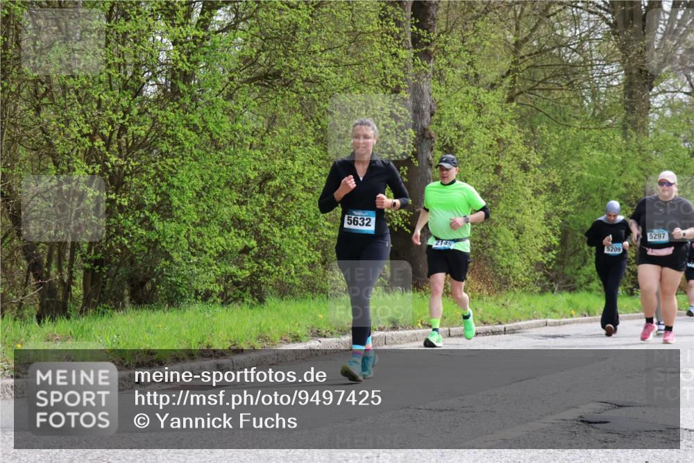 12.04.2026 - 45. Internationalen Wilhelmsburger Insellauf Yannick Fuchs http://msf.ph/oto/9497425 12.04.2026 13:09:35 Laufen 5632, 2145, 5209, 5297 meine-sportfotos.de