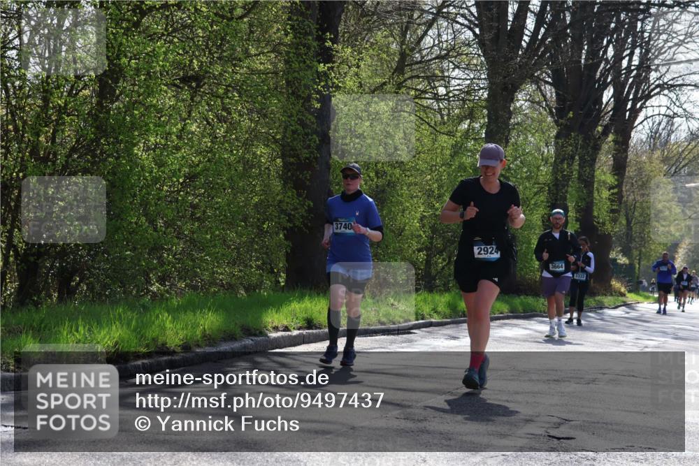 12.04.2026 - 45. Internationalen Wilhelmsburger Insellauf Yannick Fuchs http://msf.ph/oto/9497437 12.04.2026 10:54:58 Laufen 3740, 2924, 3664, 3333 meine-sportfotos.de