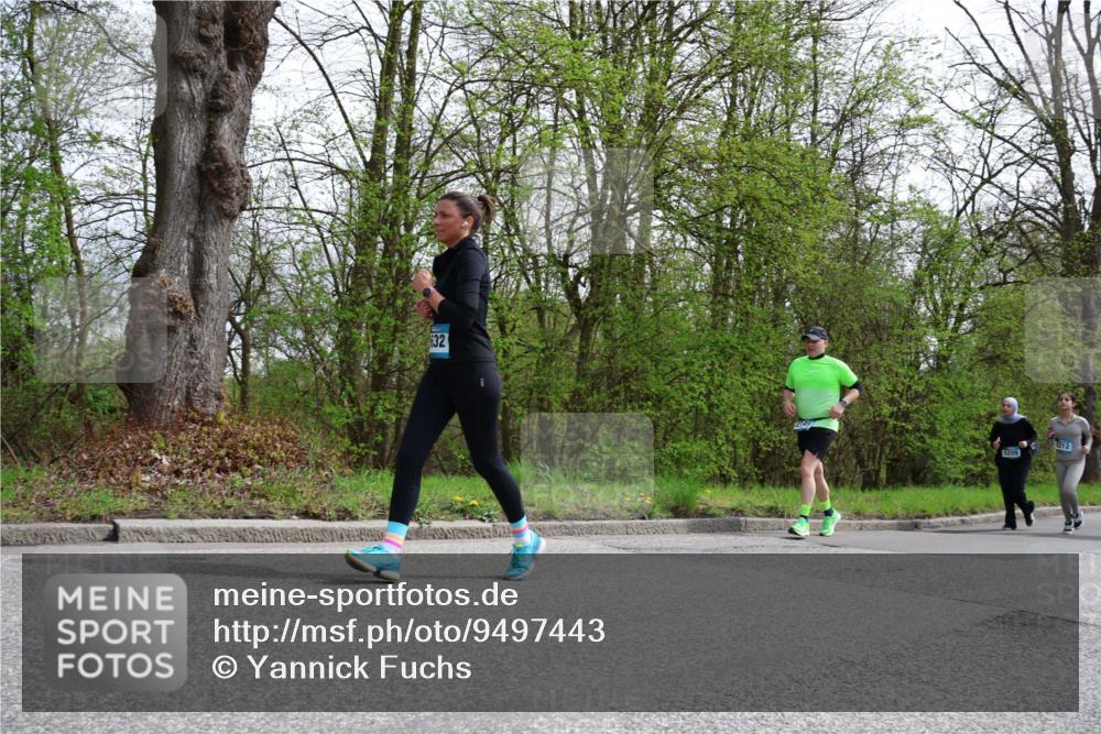 12.04.2026 - 45. Internationalen Wilhelmsburger Insellauf Yannick Fuchs http://msf.ph/oto/9497443 12.04.2026 13:09:39 Laufen 632, 5209, 212 meine-sportfotos.de