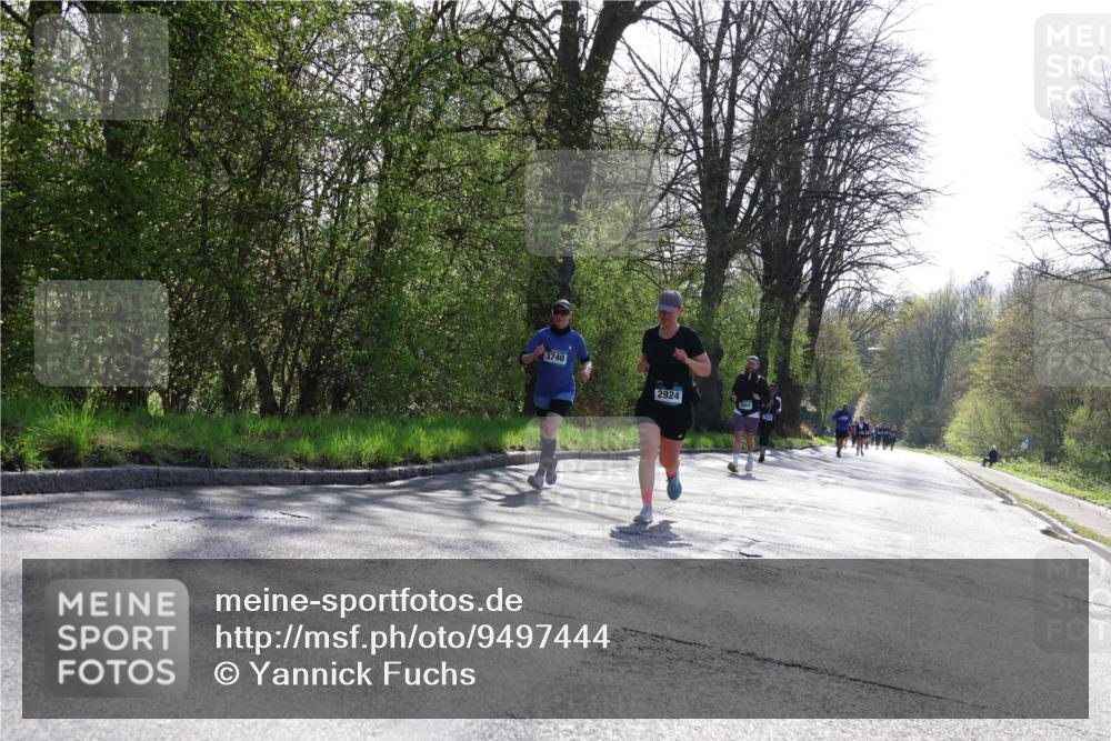 12.04.2026 - 45. Internationalen Wilhelmsburger Insellauf Yannick Fuchs http://msf.ph/oto/9497444 12.04.2026 10:54:59 Laufen 3740, 2924 meine-sportfotos.de