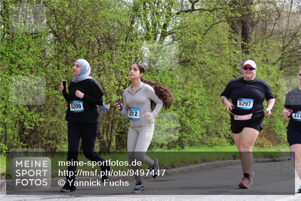 12.04.2026 - 45. Internationalen Wilhelmsburger Insellauf Yannick Fuchs http://msf.ph/oto/9497447 12.04.2026 13:09:40 Laufen 5209, 5212, 5297, 372 meine-sportfotos.de