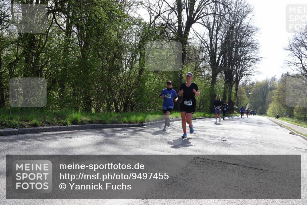 12.04.2026 - 45. Internationalen Wilhelmsburger Insellauf Yannick Fuchs http://msf.ph/oto/9497455 12.04.2026 10:54:59 Laufen 3740, 2924 meine-sportfotos.de
