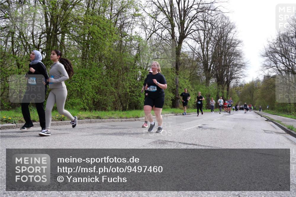 12.04.2026 - 45. Internationalen Wilhelmsburger Insellauf Yannick Fuchs http://msf.ph/oto/9497460 12.04.2026 13:09:41 Laufen 5209, 3720 meine-sportfotos.de
