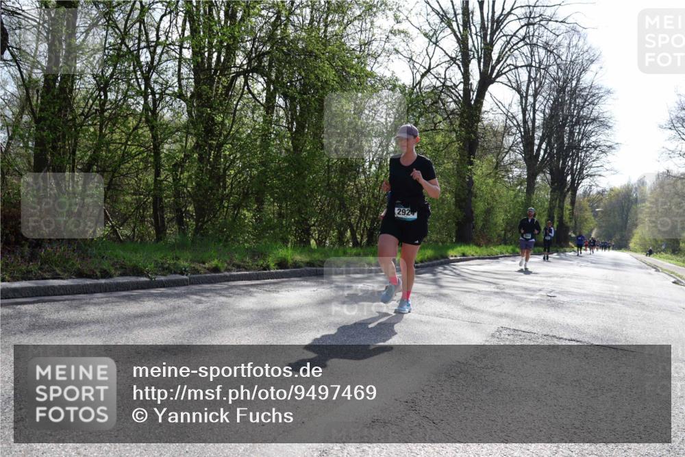 12.04.2026 - 45. Internationalen Wilhelmsburger Insellauf Yannick Fuchs http://msf.ph/oto/9497469 12.04.2026 10:55:00 Laufen 2924 meine-sportfotos.de