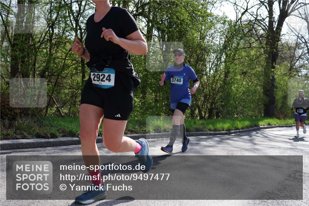 12.04.2026 - 45. Internationalen Wilhelmsburger Insellauf Yannick Fuchs http://msf.ph/oto/9497477 12.04.2026 10:55:01 Laufen 2924, 3740, 3664 meine-sportfotos.de