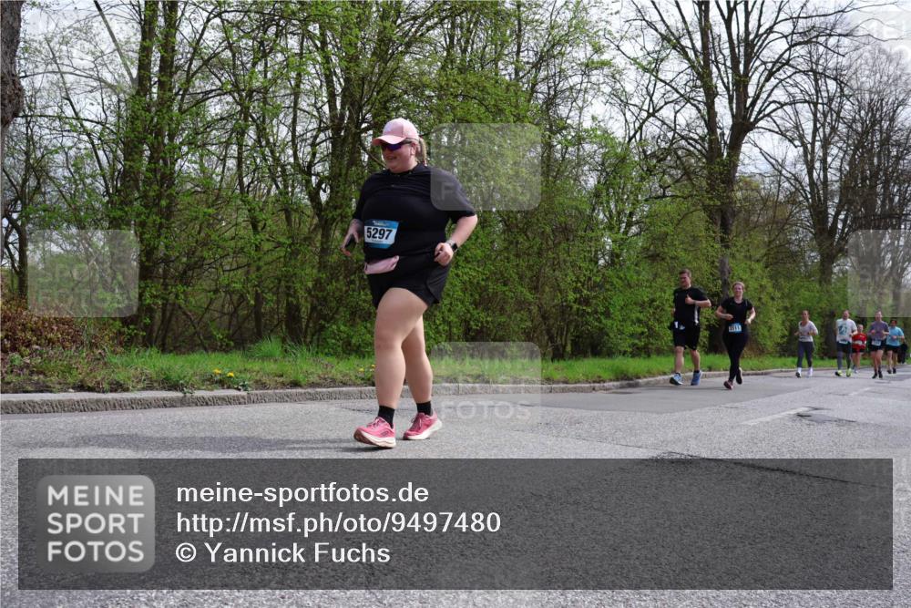 12.04.2026 - 45. Internationalen Wilhelmsburger Insellauf Yannick Fuchs http://msf.ph/oto/9497480 12.04.2026 13:09:43 Laufen 5297, 2111 meine-sportfotos.de