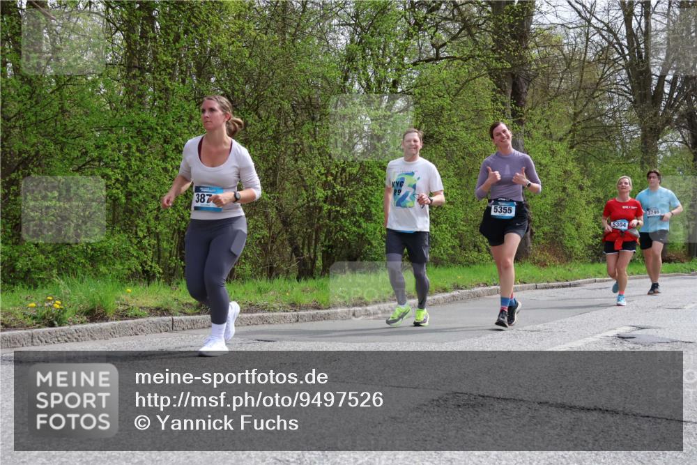 12.04.2026 - 45. Internationalen Wilhelmsburger Insellauf Yannick Fuchs http://msf.ph/oto/9497526 12.04.2026 13:09:48 Laufen 387, 3746, 5355, 5304 meine-sportfotos.de