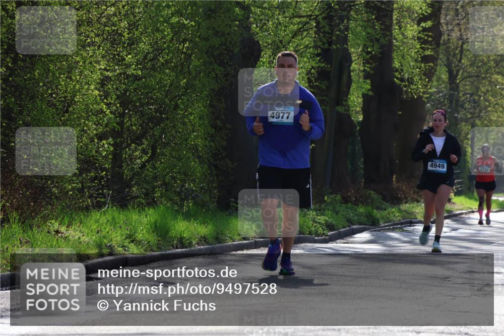 12.04.2026 - 45. Internationalen Wilhelmsburger Insellauf Yannick Fuchs http://msf.ph/oto/9497528 12.04.2026 10:55:08 Laufen 4977, 4949, 3732 meine-sportfotos.de