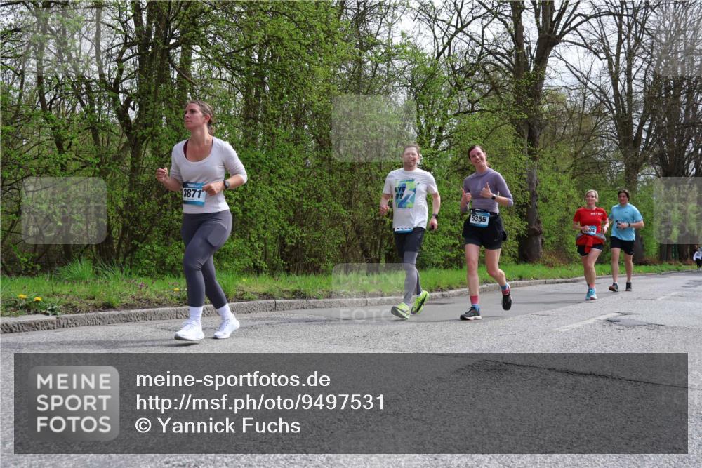 12.04.2026 - 45. Internationalen Wilhelmsburger Insellauf Yannick Fuchs http://msf.ph/oto/9497531 12.04.2026 13:09:49 Laufen 3871, 5355, 504 meine-sportfotos.de
