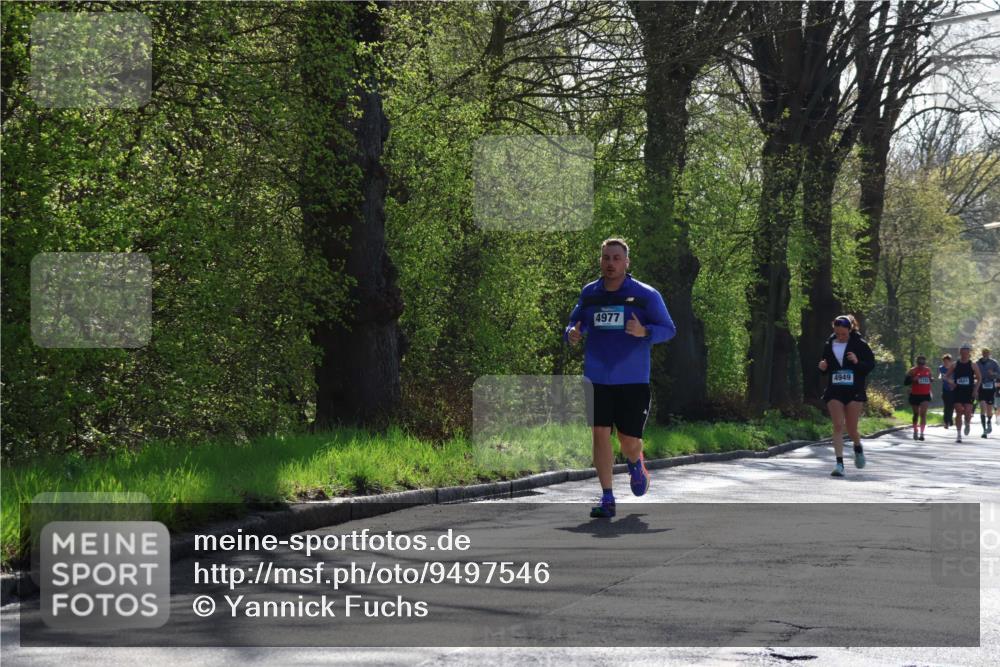 12.04.2026 - 45. Internationalen Wilhelmsburger Insellauf Yannick Fuchs http://msf.ph/oto/9497546 12.04.2026 10:55:10 Laufen 4977, 4949 meine-sportfotos.de