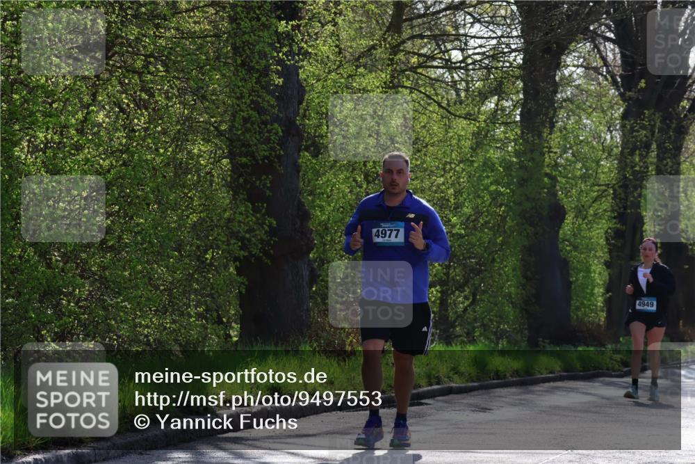 12.04.2026 - 45. Internationalen Wilhelmsburger Insellauf Yannick Fuchs http://msf.ph/oto/9497553 12.04.2026 10:55:11 Laufen 4977, 4949 meine-sportfotos.de