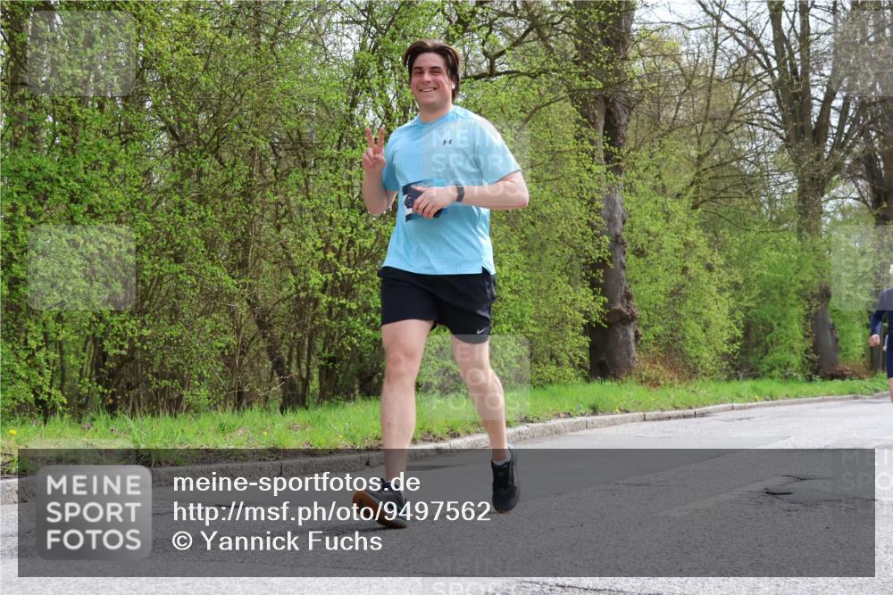12.04.2026 - 45. Internationalen Wilhelmsburger Insellauf Yannick Fuchs http://msf.ph/oto/9497562 12.04.2026 13:09:52 Laufen 8 meine-sportfotos.de