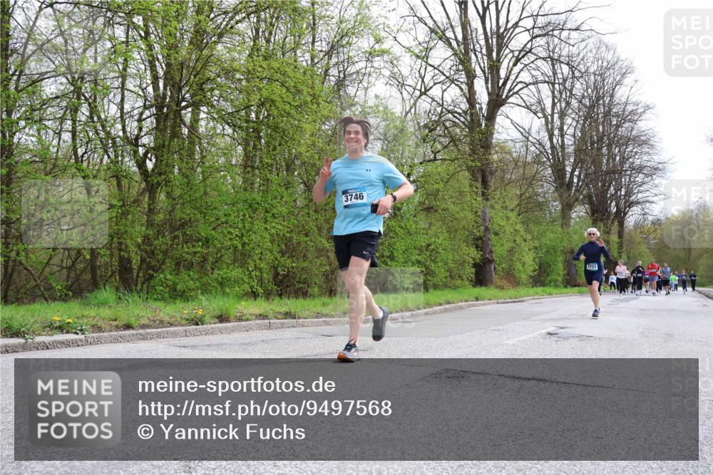 12.04.2026 - 45. Internationalen Wilhelmsburger Insellauf Yannick Fuchs http://msf.ph/oto/9497568 12.04.2026 13:09:53 Laufen 3746, 4751 meine-sportfotos.de