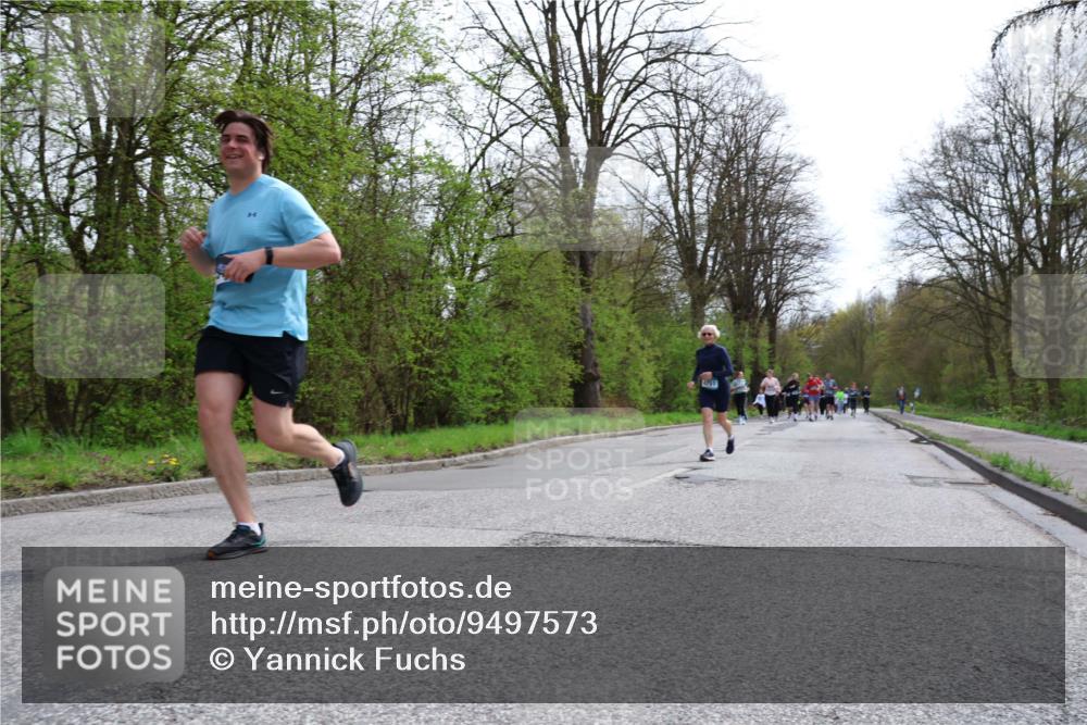 12.04.2026 - 45. Internationalen Wilhelmsburger Insellauf Yannick Fuchs http://msf.ph/oto/9497573 12.04.2026 13:09:53 Laufen 751 meine-sportfotos.de