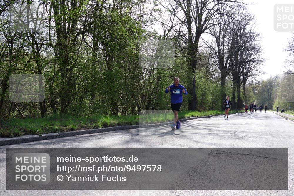 12.04.2026 - 45. Internationalen Wilhelmsburger Insellauf Yannick Fuchs http://msf.ph/oto/9497578 12.04.2026 10:55:13 Laufen 4977, 4949 meine-sportfotos.de