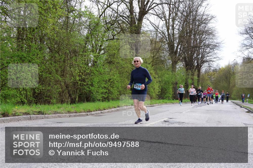 12.04.2026 - 45. Internationalen Wilhelmsburger Insellauf Yannick Fuchs http://msf.ph/oto/9497588 12.04.2026 13:09:55 Laufen 4751 meine-sportfotos.de