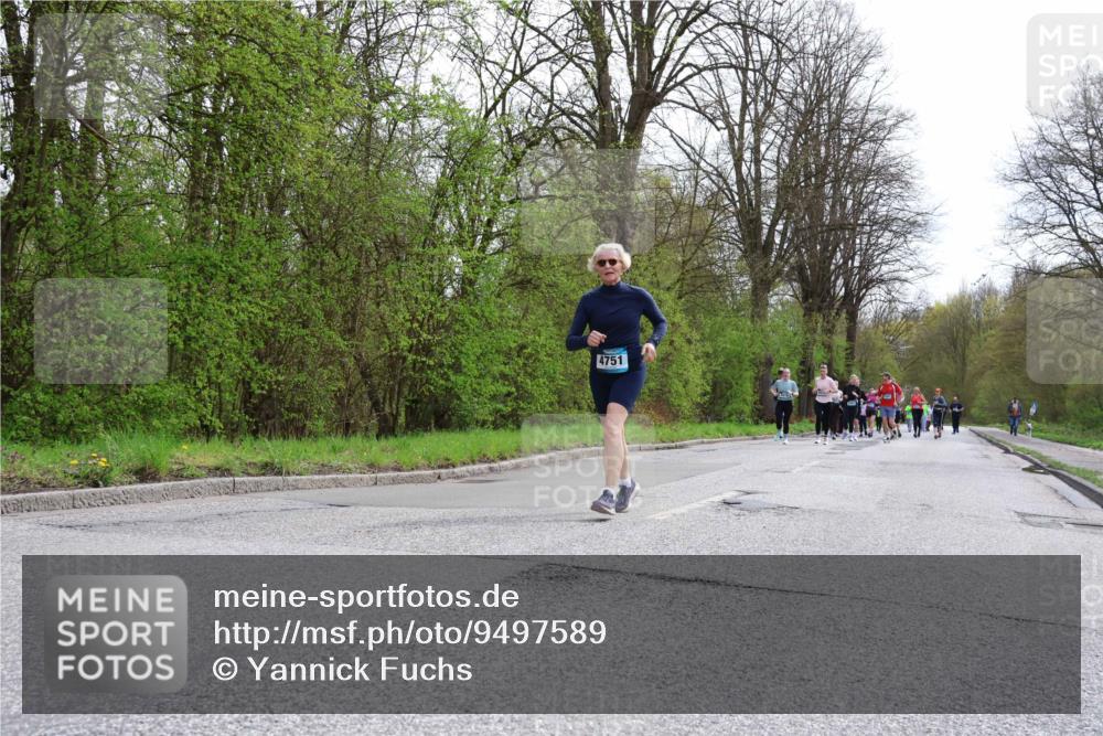 12.04.2026 - 45. Internationalen Wilhelmsburger Insellauf Yannick Fuchs http://msf.ph/oto/9497589 12.04.2026 13:09:55 Laufen 4751 meine-sportfotos.de