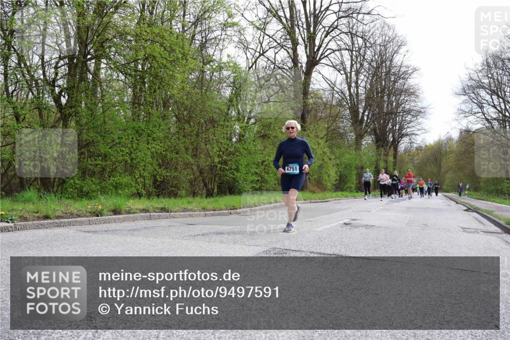 12.04.2026 - 45. Internationalen Wilhelmsburger Insellauf Yannick Fuchs http://msf.ph/oto/9497591 12.04.2026 13:09:55 Laufen 4751 meine-sportfotos.de