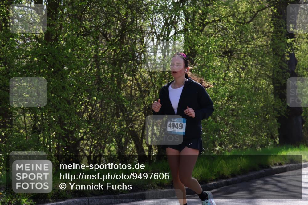 12.04.2026 - 45. Internationalen Wilhelmsburger Insellauf Yannick Fuchs http://msf.ph/oto/9497606 12.04.2026 10:55:18 Laufen 4949 meine-sportfotos.de
