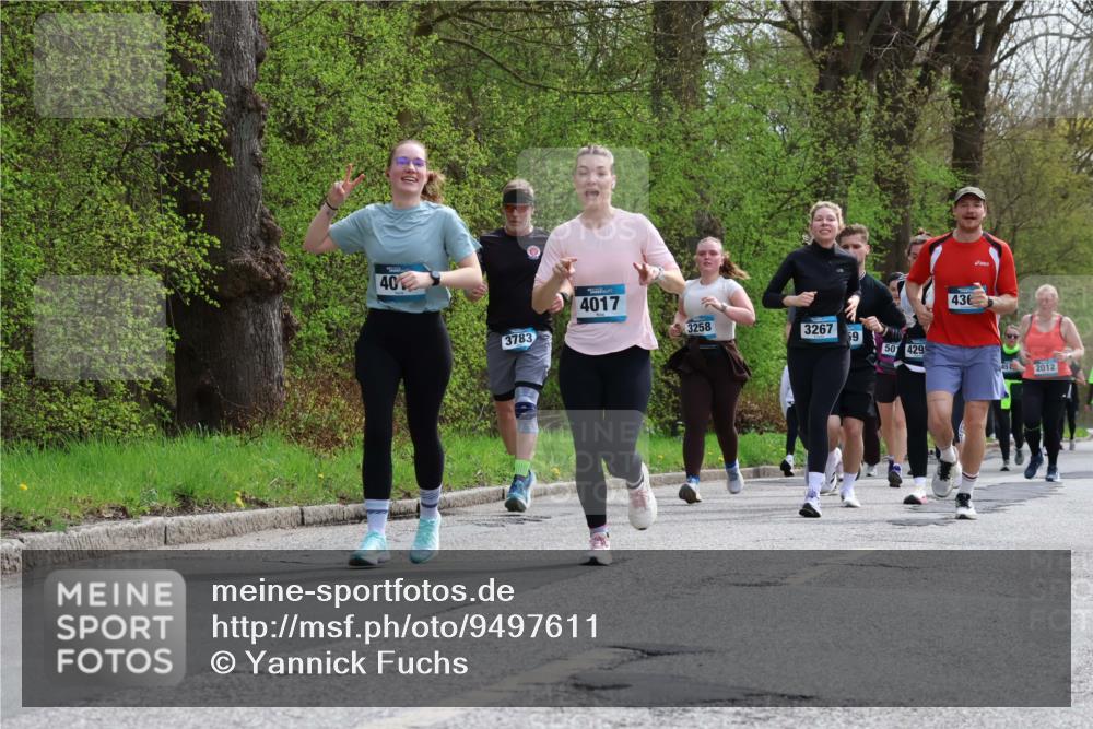 12.04.2026 - 45. Internationalen Wilhelmsburger Insellauf Yannick Fuchs http://msf.ph/oto/9497611 12.04.2026 13:09:59 Laufen 40, 4017, 436, 3258, 3783, 3267, 59, 50, 429, 45, 2012 meine-sportfotos.de