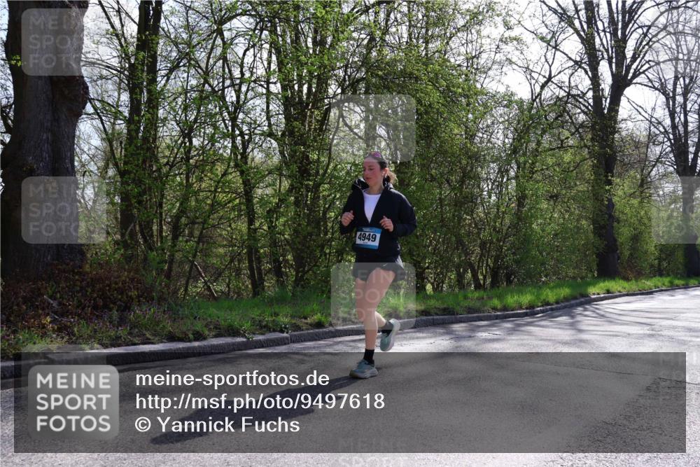 12.04.2026 - 45. Internationalen Wilhelmsburger Insellauf Yannick Fuchs http://msf.ph/oto/9497618 12.04.2026 10:55:19 Laufen 4949 meine-sportfotos.de
