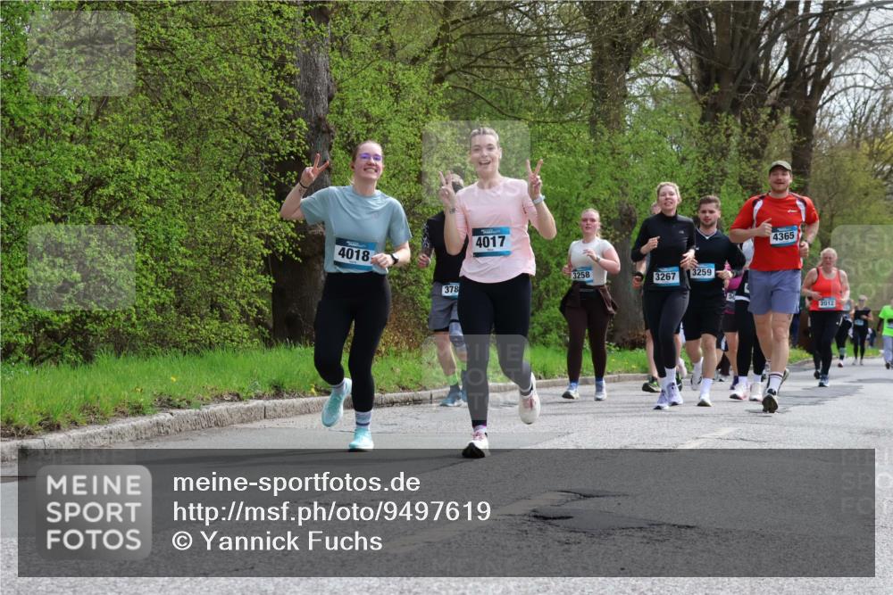 12.04.2026 - 45. Internationalen Wilhelmsburger Insellauf Yannick Fuchs http://msf.ph/oto/9497619 12.04.2026 13:10:00 Laufen 4018, 378, 4017, 3258, 3259, 3267, 4365, 50, 2012 meine-sportfotos.de