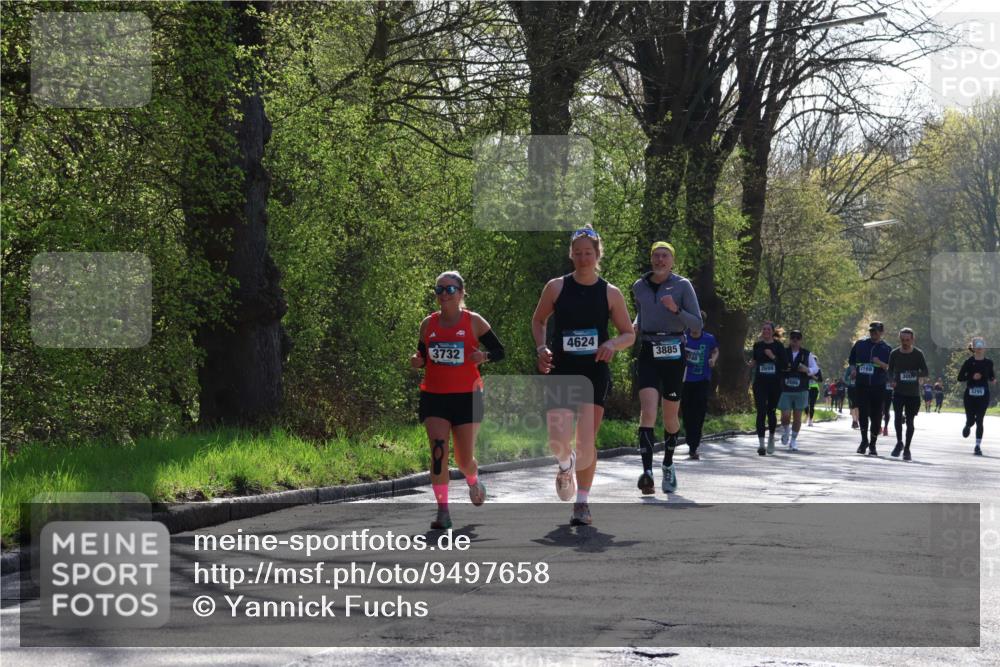 12.04.2026 - 45. Internationalen Wilhelmsburger Insellauf Yannick Fuchs http://msf.ph/oto/9497658 12.04.2026 10:55:24 Laufen 4624, 3885, 3732, 2699, 2686, 169, 3295 meine-sportfotos.de