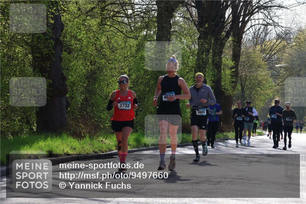 12.04.2026 - 45. Internationalen Wilhelmsburger Insellauf Yannick Fuchs http://msf.ph/oto/9497660 12.04.2026 10:55:24 Laufen 3732, 3885, 748, 0169, 300, 2699, 2686 meine-sportfotos.de